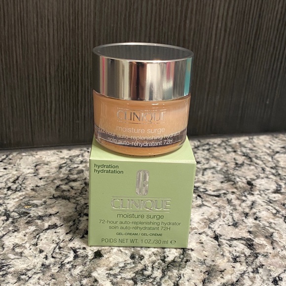 Clinique Moisture Surge 72-Hour Auto-Replenishing Hydrator 1 oz. Brand NEW - Picture 2 of 8